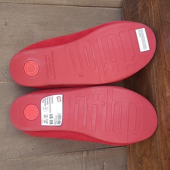 EUC Fitflop Slipper Women's sz 5 Red Chrissie Shearling Slippers - Picture 8 of 10
